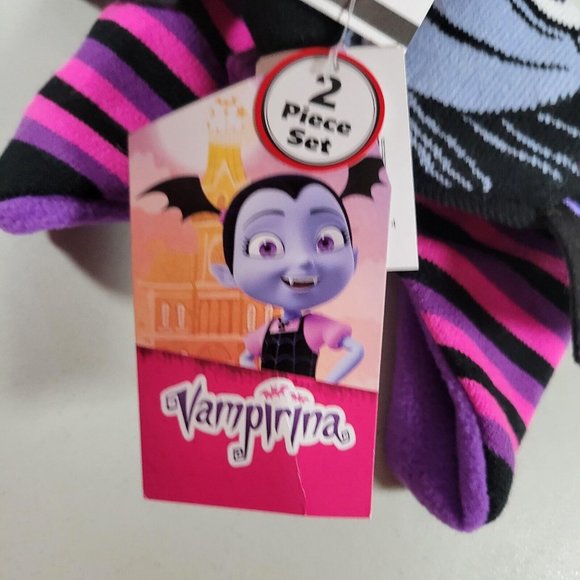 Vampirina Toddler Beanie Hat & Glove Set New - Picture 5 of 5